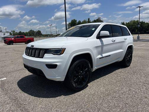 2021 Jeep Grand Cherokee Laredo