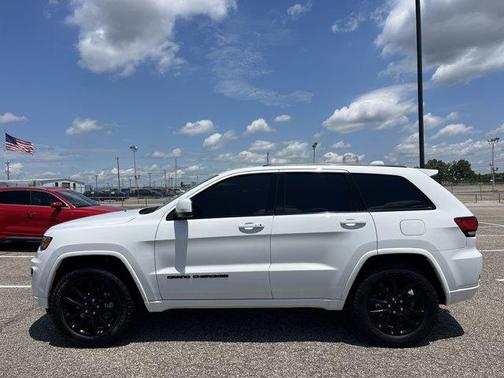 2021 Jeep Grand Cherokee Laredo