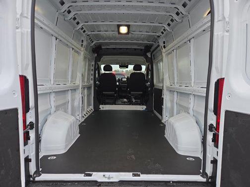 2026 RAM ProMaster 2500 Tradesman