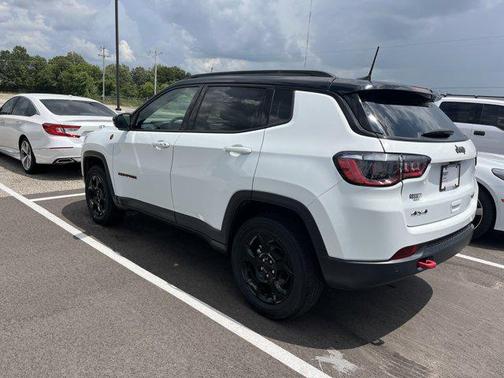 2023 Jeep Compass Trailhawk