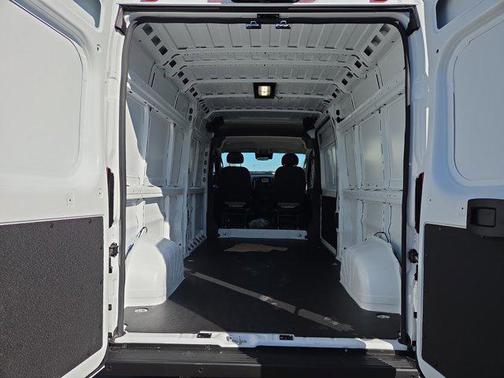 2026 RAM ProMaster 2500 Tradesman