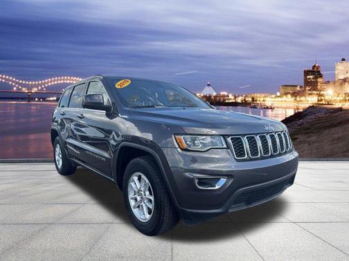 2019 Jeep Grand Cherokee Laredo