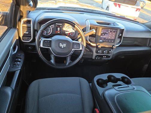 2022 RAM 2500 Big Horn Crew Cab 4x4 6'4' Box