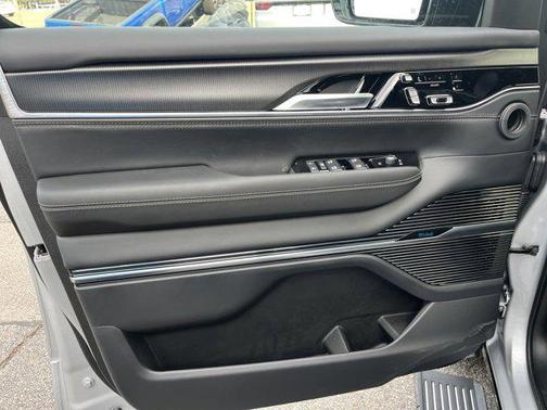 2024 Jeep Grand Wagoneer L Series II 4x4