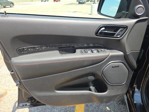 DB Black Clearcoat 2026 Dodge Durango GT Premium AWD HEMI V8