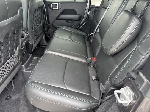Granite Crystal Metallic Clearcoat 2022 Jeep Wrangler Unlimited 4xe Rubicon