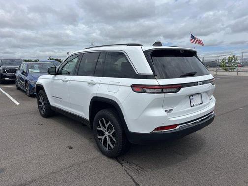 2023 Jeep Grand Cherokee Limited X