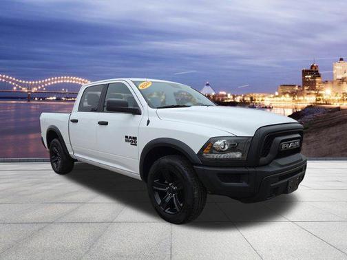 2024 RAM 1500 Classic Warlock Crew Cab 4x4 5'7' Box