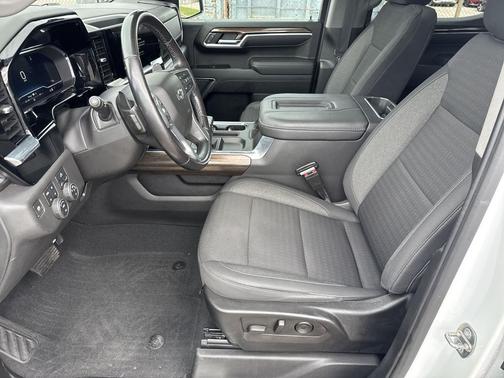 Summit White 2022 Chevrolet Silverado 1500 LT Trail Boss