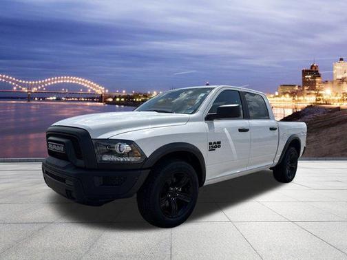 2024 RAM 1500 Classic Warlock Crew Cab 4x2 5'7' Box