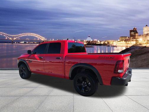 2024 RAM 1500 Classic Warlock Crew Cab 4x4 5'7' Box