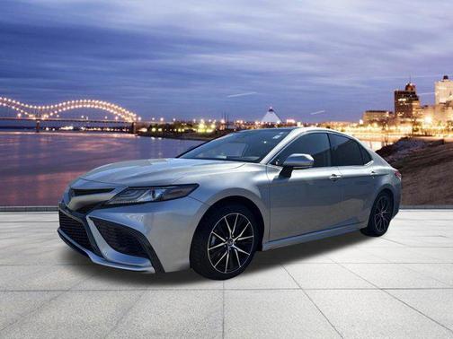 Celestial Silver Metallic 2022 Toyota Camry XSE