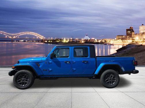 Hydro Blue Pearlcoat 2026 Jeep Gladiator Sport S