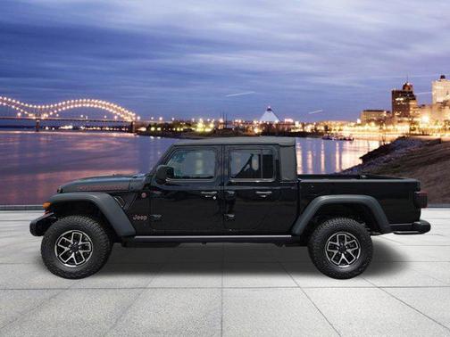 Black Clearcoat 2026 Jeep Gladiator Shadow Ops