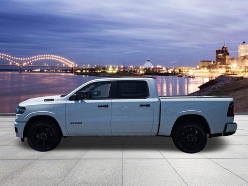 Bright White Clearcoat 2026 RAM 1500 Big Horn/Lone Star
