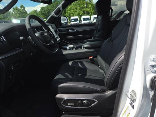 Bright White Clearcoat 2026 Jeep Grand Wagoneer Limited Altitude 4x4