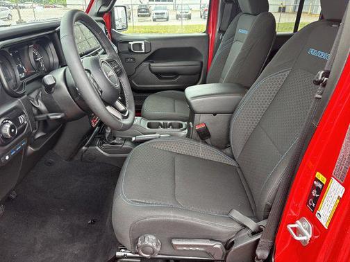 Firecracker Red Clearcoat 2025 Jeep Wrangler 4xe Rubicon