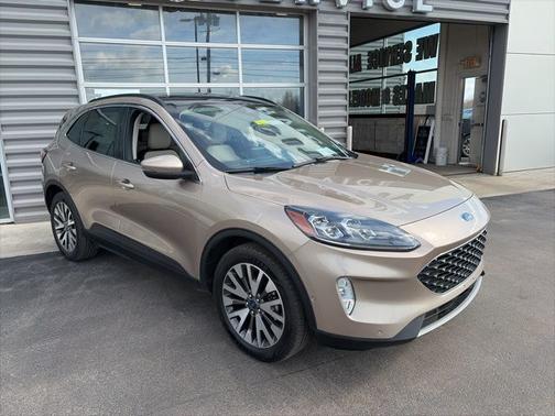 2020 Ford Escape TITANIUM