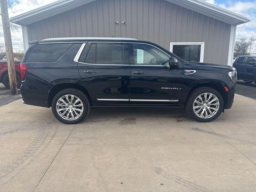 Midnight Blue Metallic 2023 GMC Yukon Denali