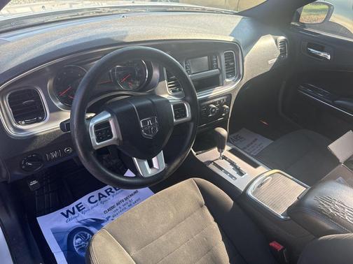 2012 Dodge Charger SE