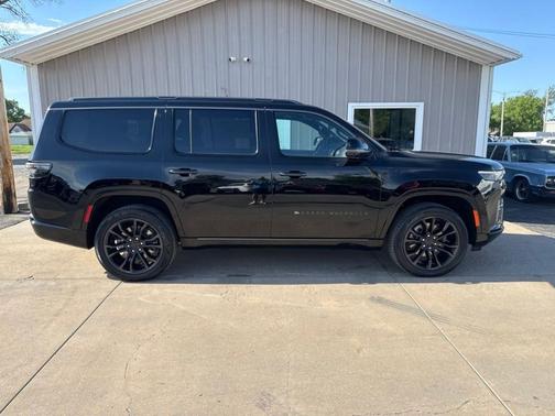 Gloss Black 2026 Jeep Grand Wagoneer Summit