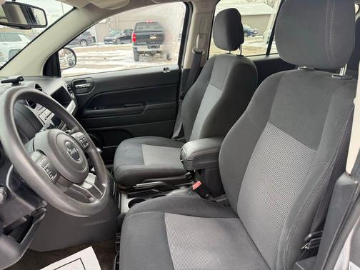 2016 Jeep Compass Sport