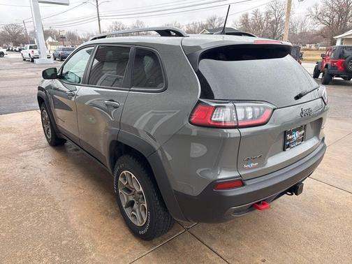 2022 Jeep Cherokee Trailhawk