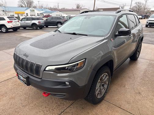 2022 Jeep Cherokee Trailhawk