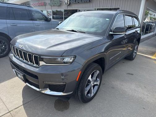 Metallic 2024 Jeep Grand Cherokee L Limited