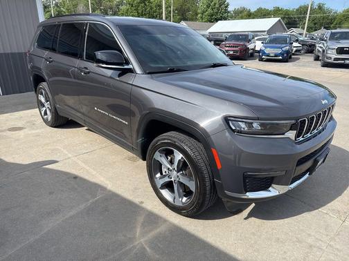 Metallic 2024 Jeep Grand Cherokee L Limited