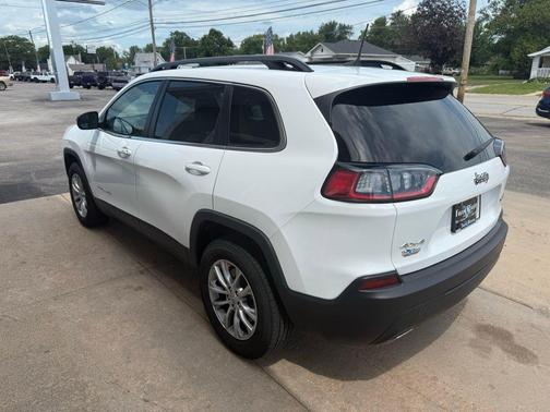 2022 Jeep Cherokee Latitude Lux