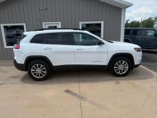 2022 Jeep Cherokee Latitude Lux
