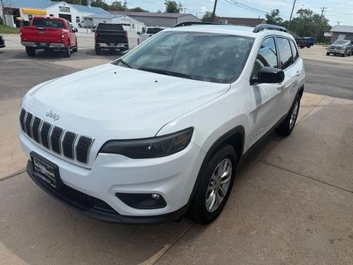 2022 Jeep Cherokee Latitude Lux