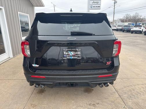 2021 Ford Explorer ST