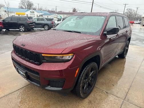 2023 Jeep Grand Cherokee L Laredo