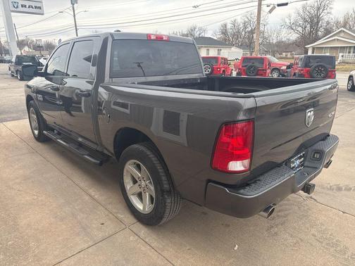 2015 RAM 1500 Tradesman/Express
