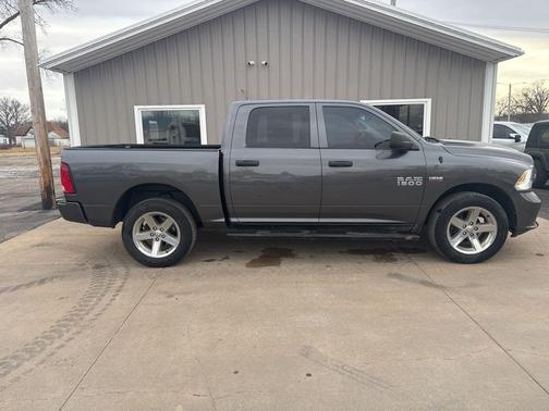 2015 RAM 1500 Tradesman/Express