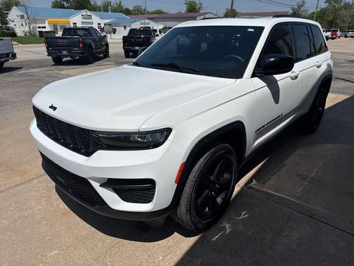 2023 Jeep Grand Cherokee Altitude