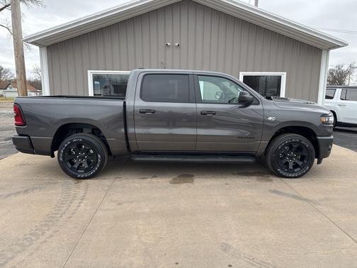 Granite Crystal Clearcoat Metallic 2026 RAM 1500 Express