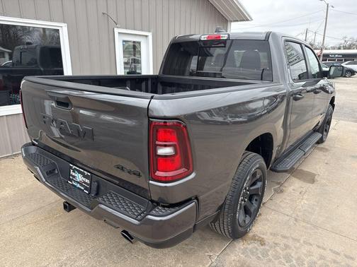 Granite Crystal Clearcoat Metallic 2026 RAM 1500 Express