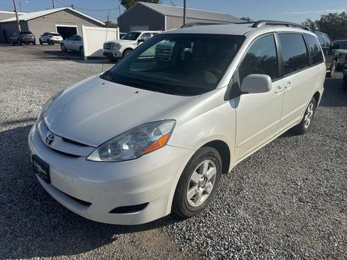 2009 Toyota Sienna XLE