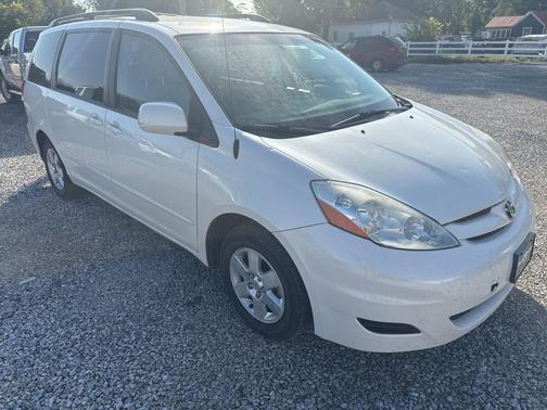 2009 Toyota Sienna XLE