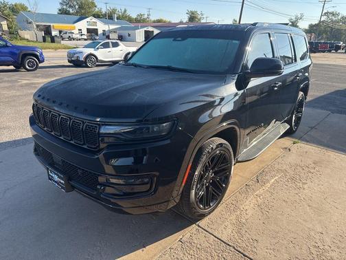 2023 Jeep Wagoneer Series II
