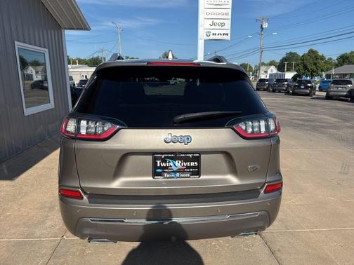 2019 Jeep Cherokee Overland