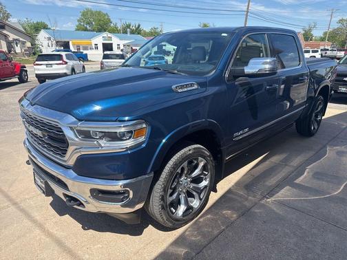 Patriot Blue Pearlcoat 2023 RAM 1500 Limited
