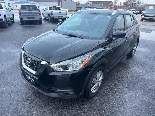 2019 Nissan Kicks S
