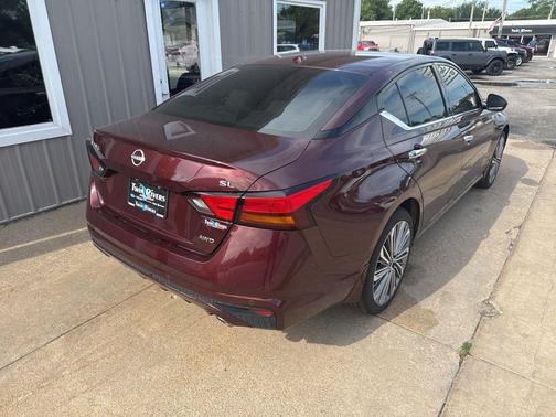 2024 Nissan Altima 2.5 SL