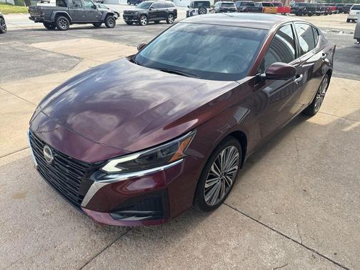 2024 Nissan Altima 2.5 SL