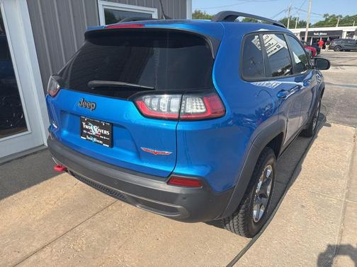 2019 Jeep Cherokee Trailhawk