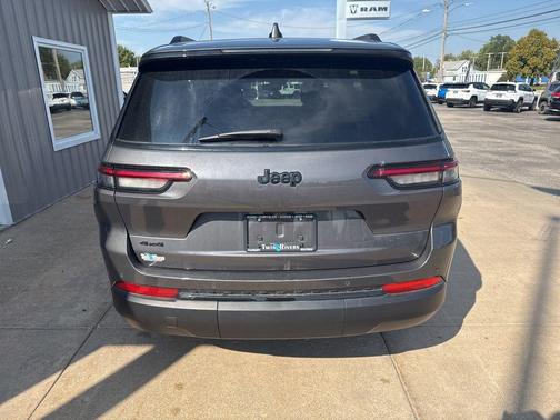 2025 Jeep Grand Cherokee L Laredo